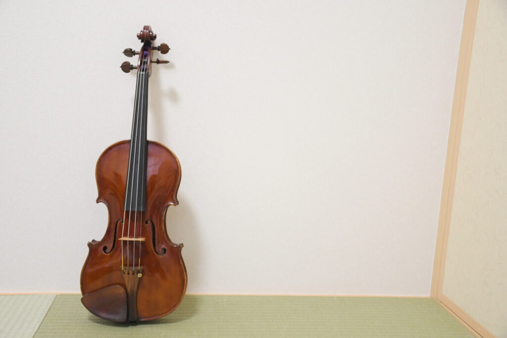 松脂の塗り方を解説します。松脂を塗らないと音がでません 